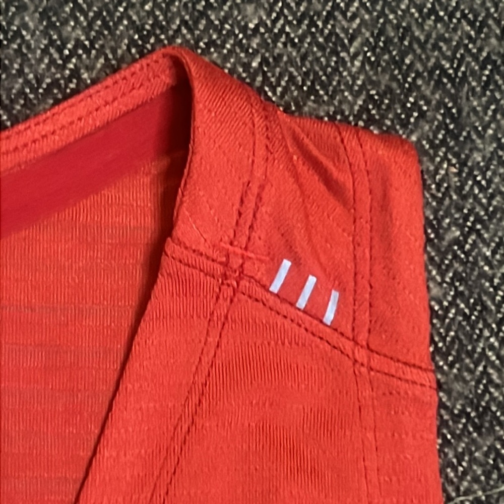 NWOT Lululemon Men’s Red Olympic Pan American Team Tank Top sz M - Picture 5 of 9